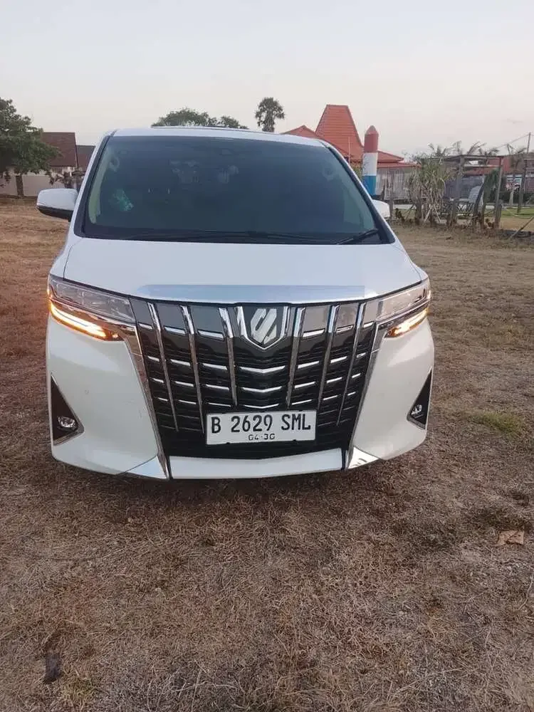 Toyota Alphard 2020 Diesel - Image 5 of 8