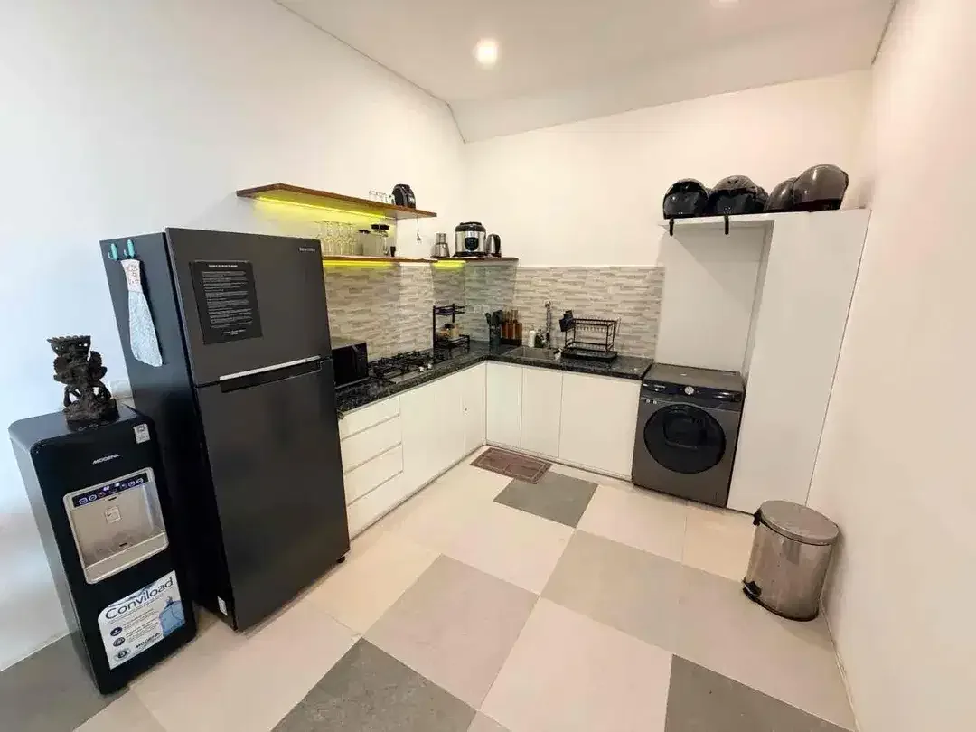 MODERN 2BR VILLA IN UMALAS - Image 5 of 10