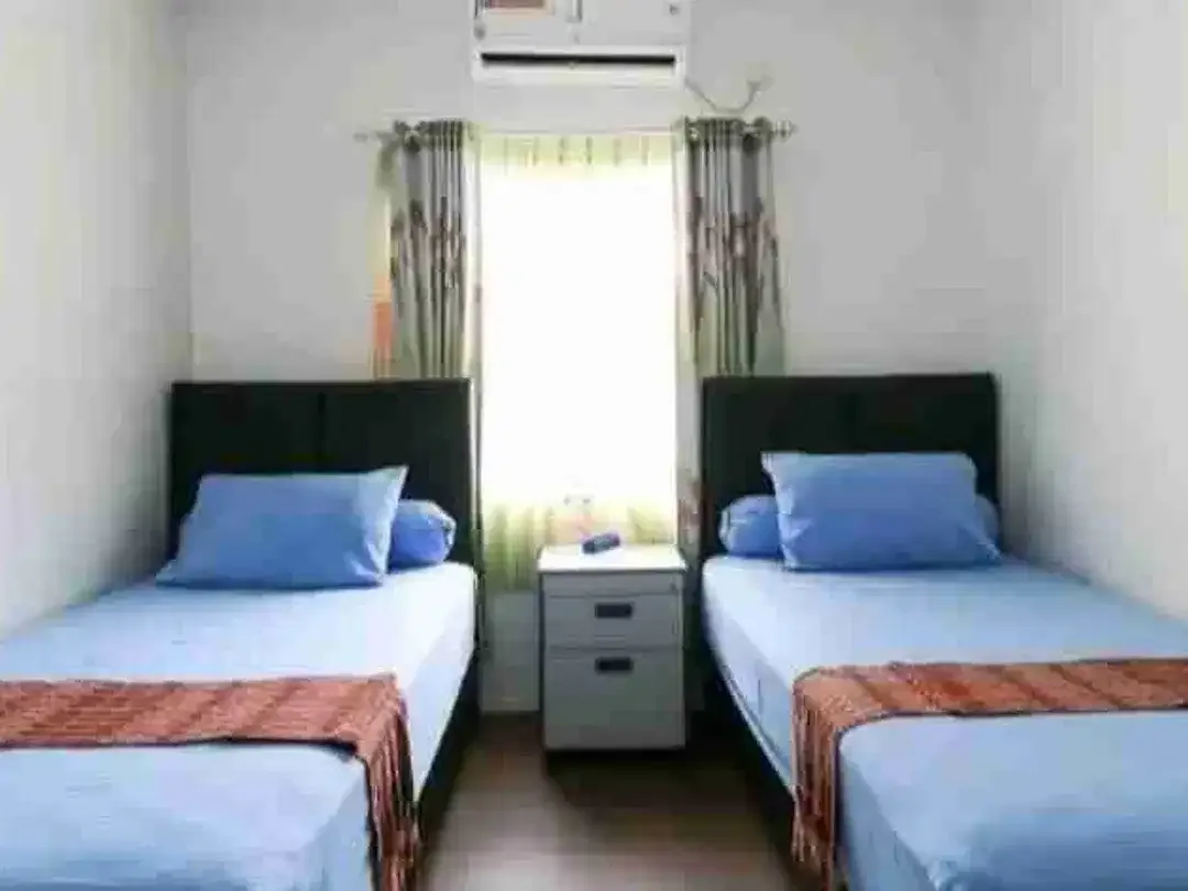 guesthouse fully Furnished puri gading strategis buc SHM IMB lengkap - Image 8 of 10