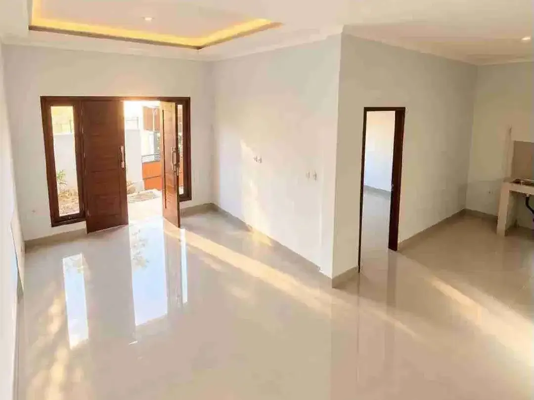 RUMAH BARU LANTAI II DI SADING MENGWI BADUNG BALI - Image 9 of 10