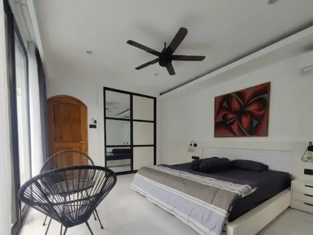Dijual Villa 2+1 Kamar Full Furnished Tabanan – Rooftop & Private Pool - Image 6 of 7