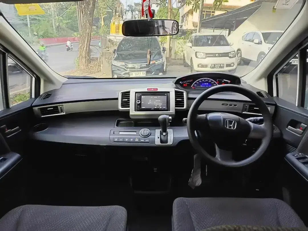 HONDA FREED PSD DOUBLE BLOWER AUTOMATIC - Image 9 of 10