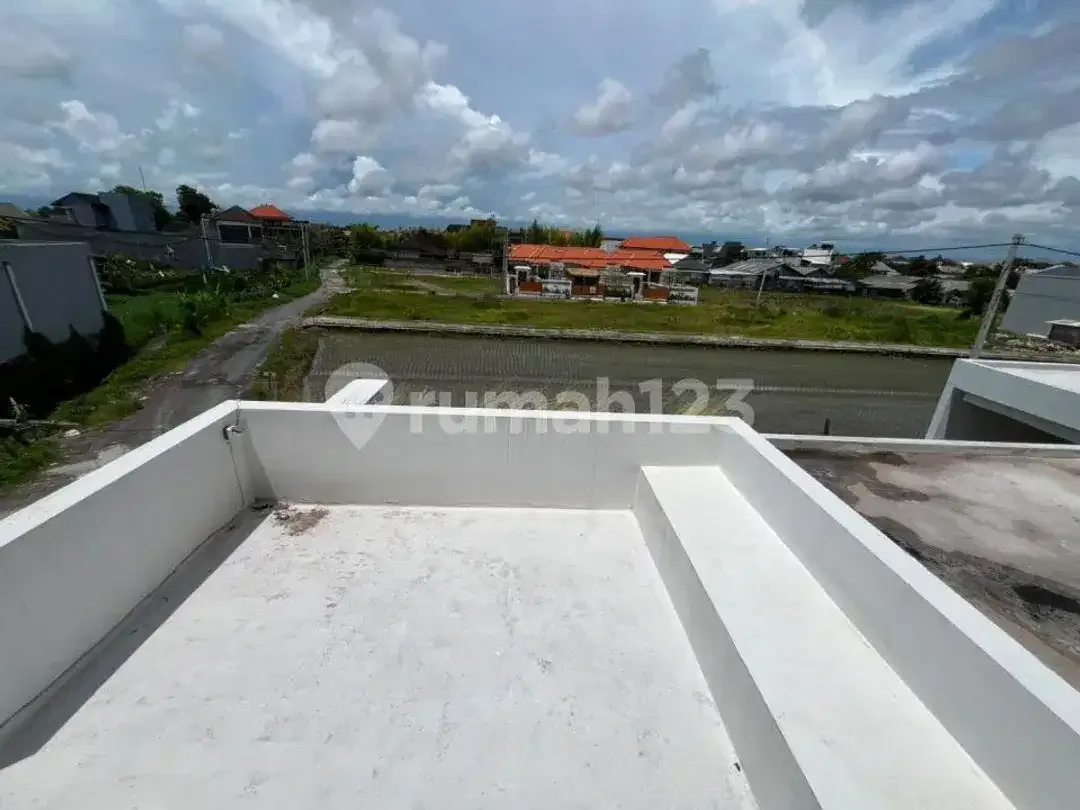 Villa 2 KT di Kerobokan Kedampang, Private Pool, Rooftop View Sawah - Image 5 of 5