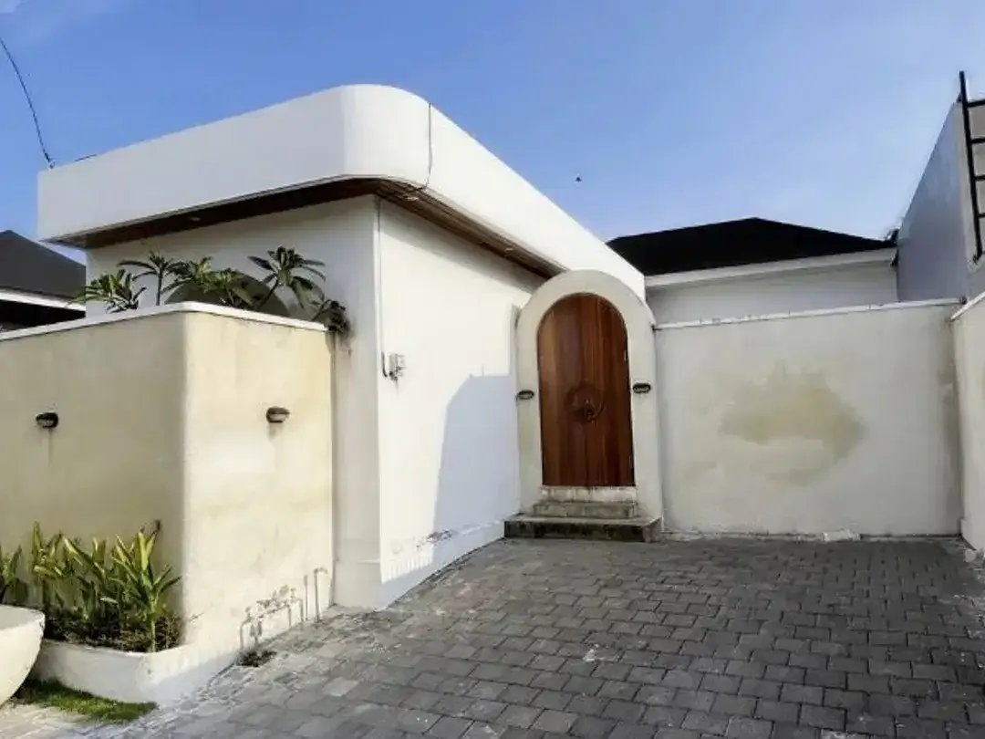 VILLA CANTIK DAN AESTHETIC DI JALAN UTAMA DHARMAWANGSA BADUNG - Image 3 of 10