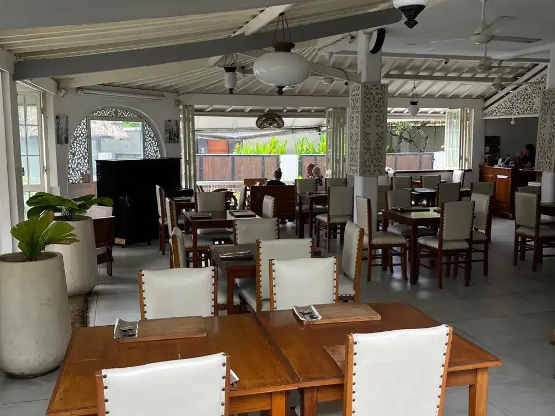 Leased for 5 Years Fully Equipment Restaurant in Seminyak-Kerobokan - Image 2 of 10