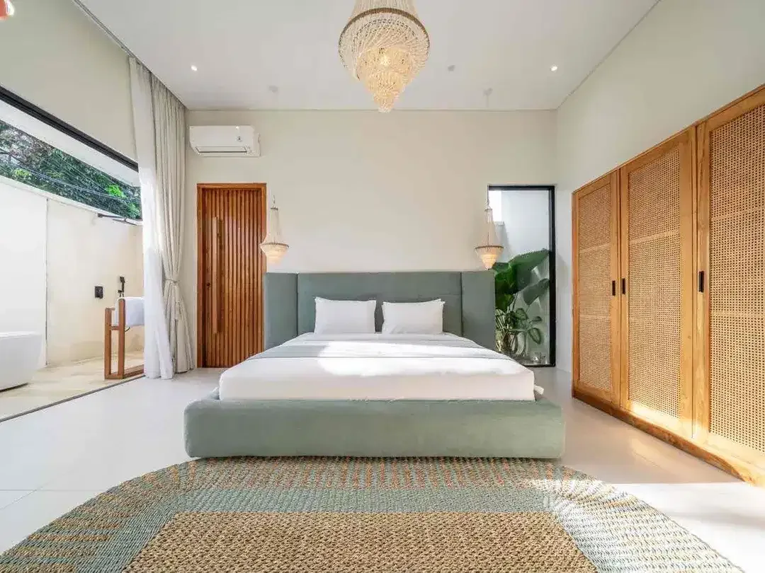 For Lease Luxury Villa in Seminyak Beach - Image 5 of 10