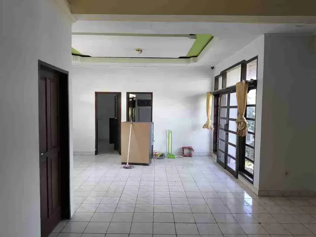 Di Jual Rumah Tinggal 2 Lantai Lokasi Strategis Di Jl. Laksamana , Sumerta Kelod, Denpasar Timur - Image 4 of 10