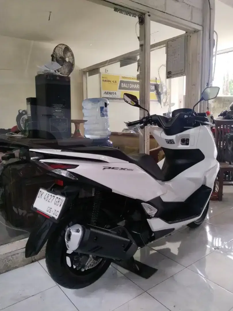 DP 3,5 JT/ BUNGA MENURUN 2% / HONDA PCX 160 TAHUN 2025 - Image 4 of 8