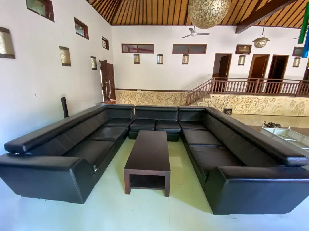Contemporary Balinese Inspired Villa For Yearly Rental In Kerobokan - Image 7 of 10