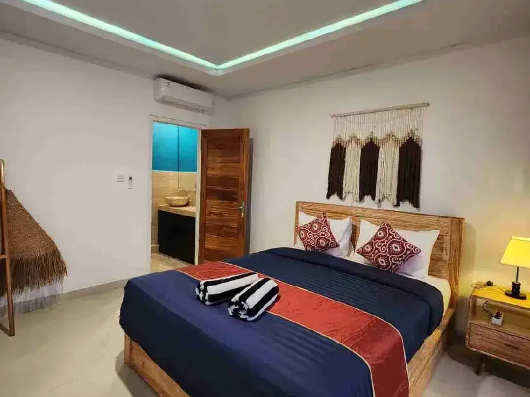 Villa Fully Furnished Canggu 3 Kamar Dekat Pantai Berawa - Image 3 of 10