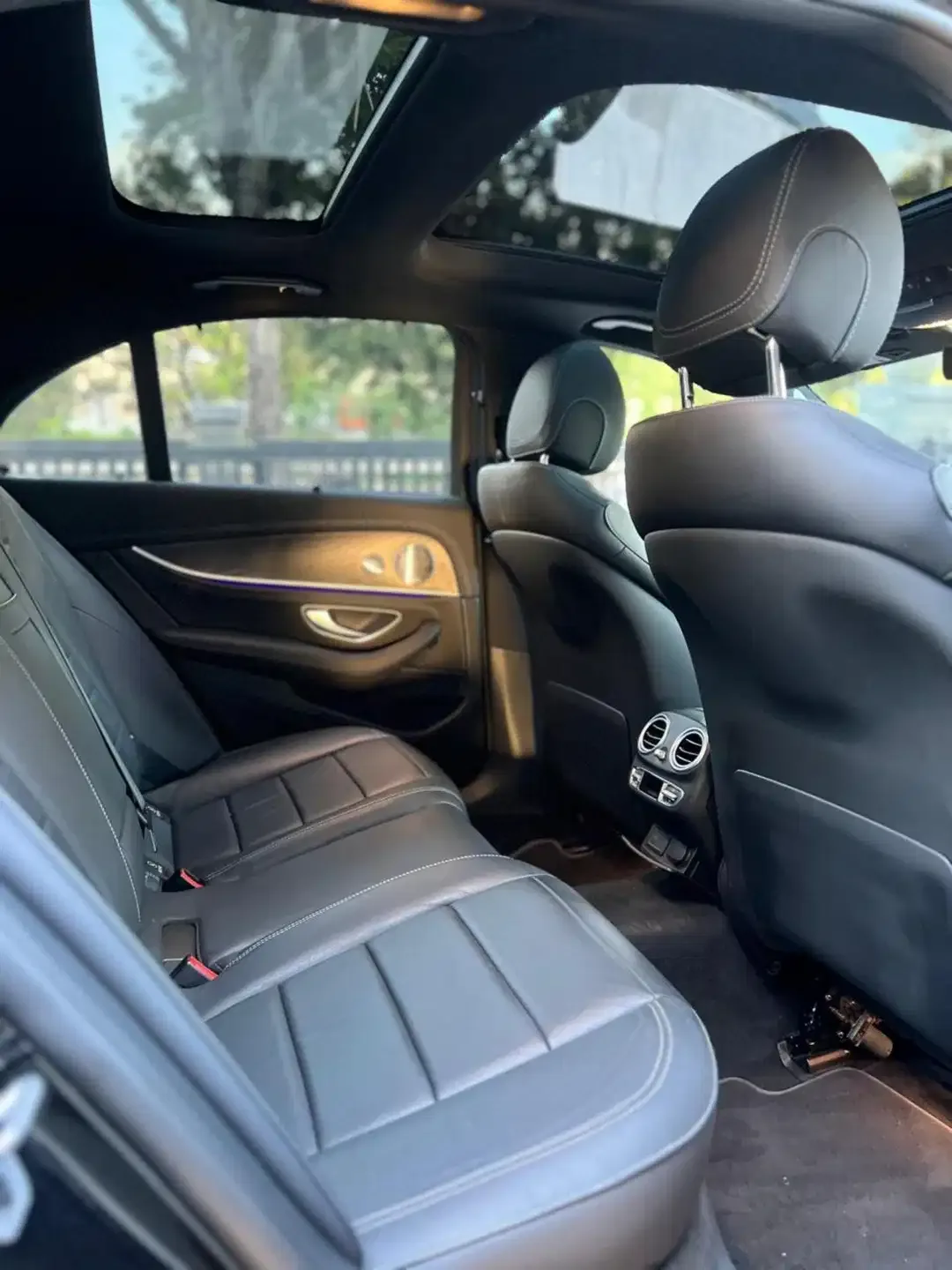 E300 AMG Line Asli Bali KM 5rb 2024 pmk - Image 7 of 7