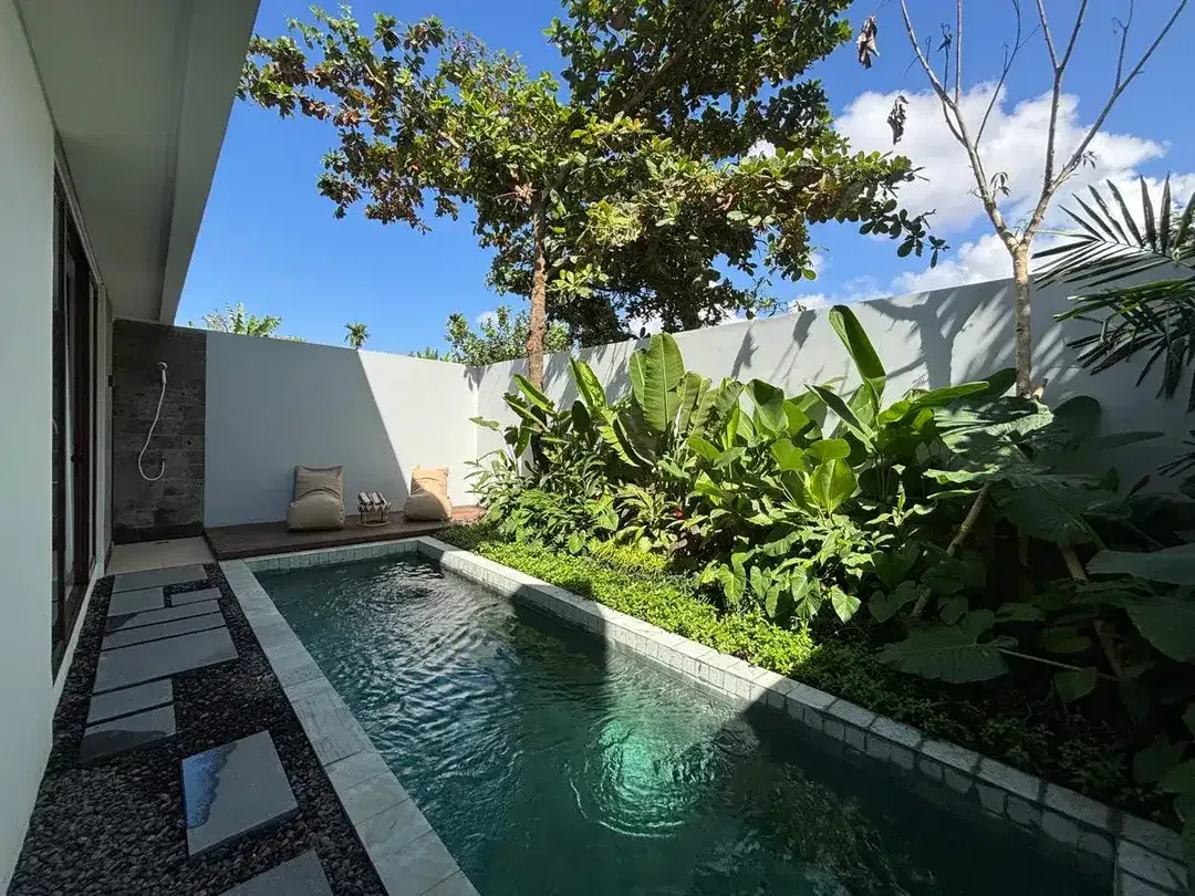 EXCLUSIVE LUXURY VILLA IN PRIME SANUR AREA - Image 6 of 10