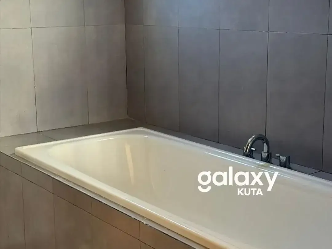 DISEWAKAN VILLA LOKASI PREMIUM DI PENGIASAN SANUR DENPASAR - Image 10 of 10