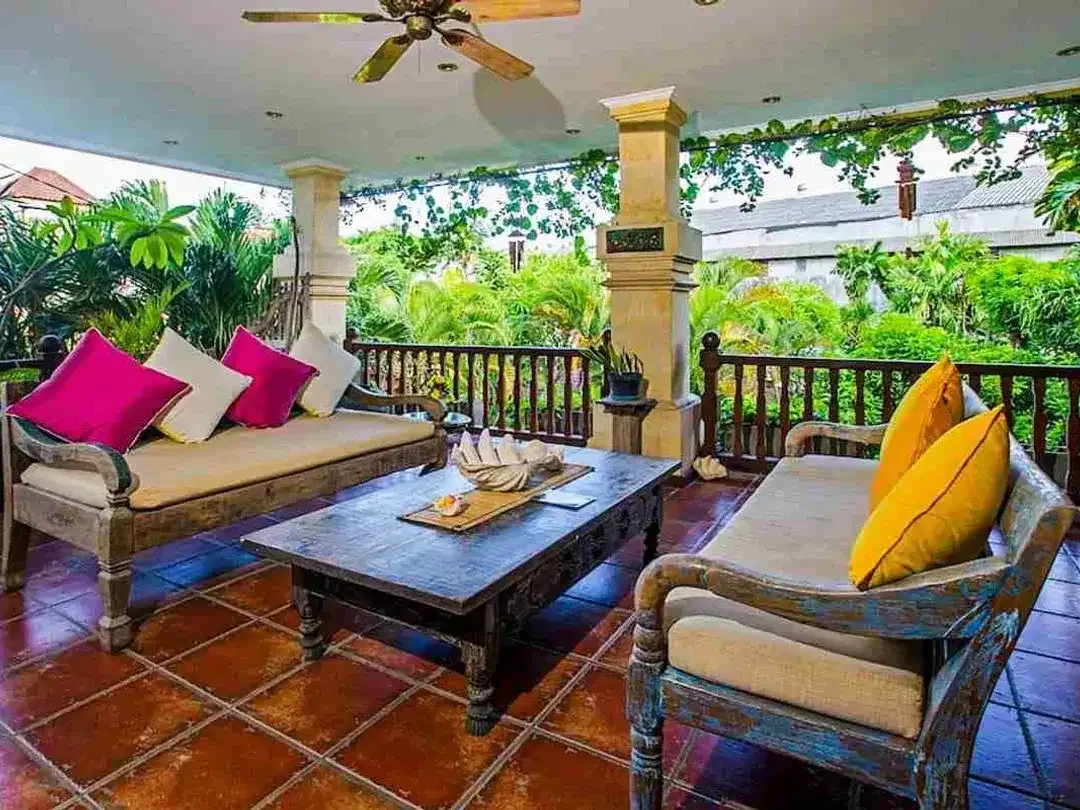 Classic Luxury Villa Walking Distance Bintang Supermarket Seminyak - Image 4 of 9