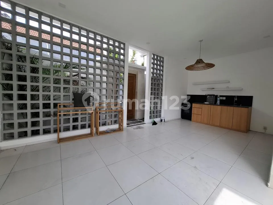 Available Villa For Rent In Umalas Area - Image 3 of 4