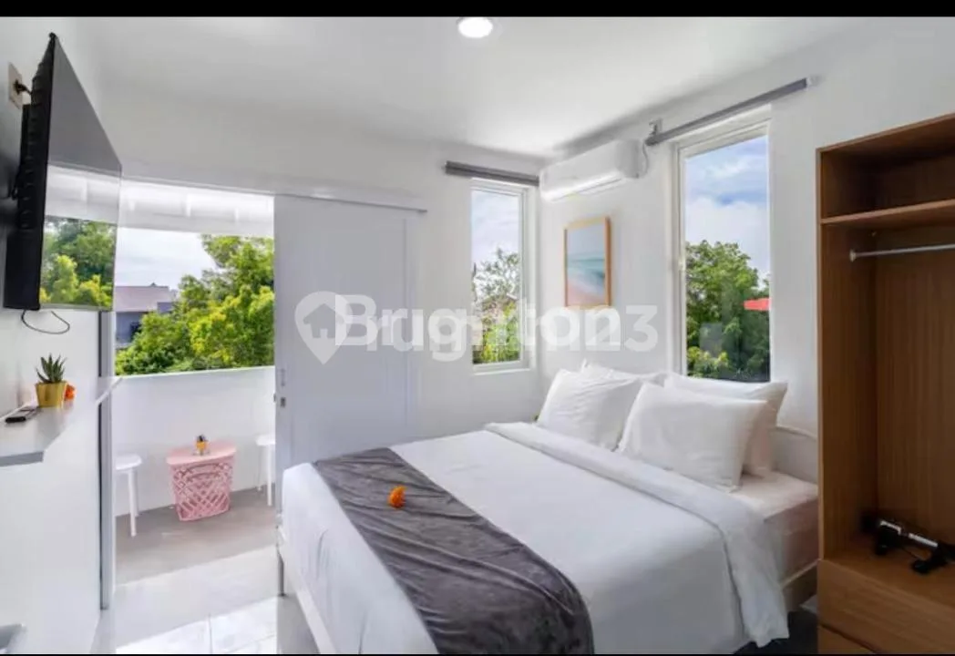 Pink Zone Villa SHM Fully Furnished 5Br Villa In Uluwatu - Image 1 of 4