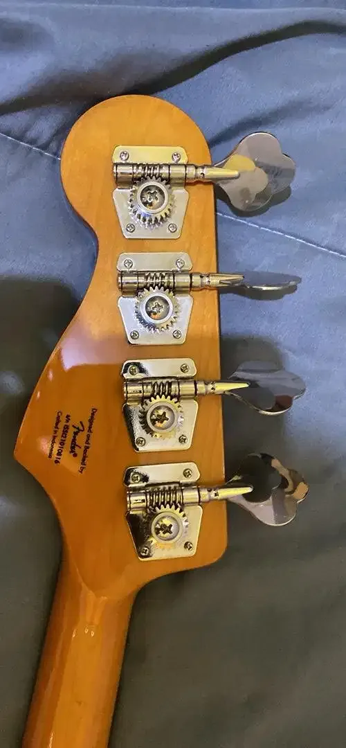 Squier Classic Vibe Jaguar Bass - Image 5 of 9