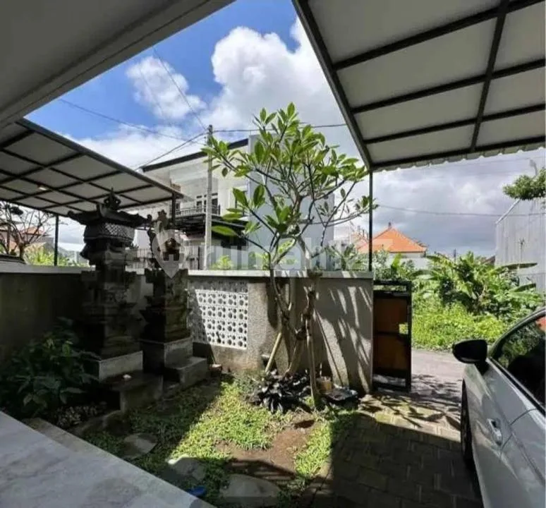 Rumah Modern Cocok untuk Keluarga Kecil Didaerah Penatih Dekat ke Batubulan Kesiman dan Wr Supratman - Image 2 of 4