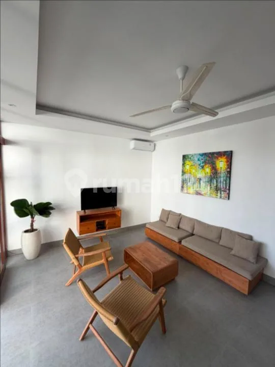 Semi Furnished Villa Batu Belig Kerobokan - Image 2 of 4
