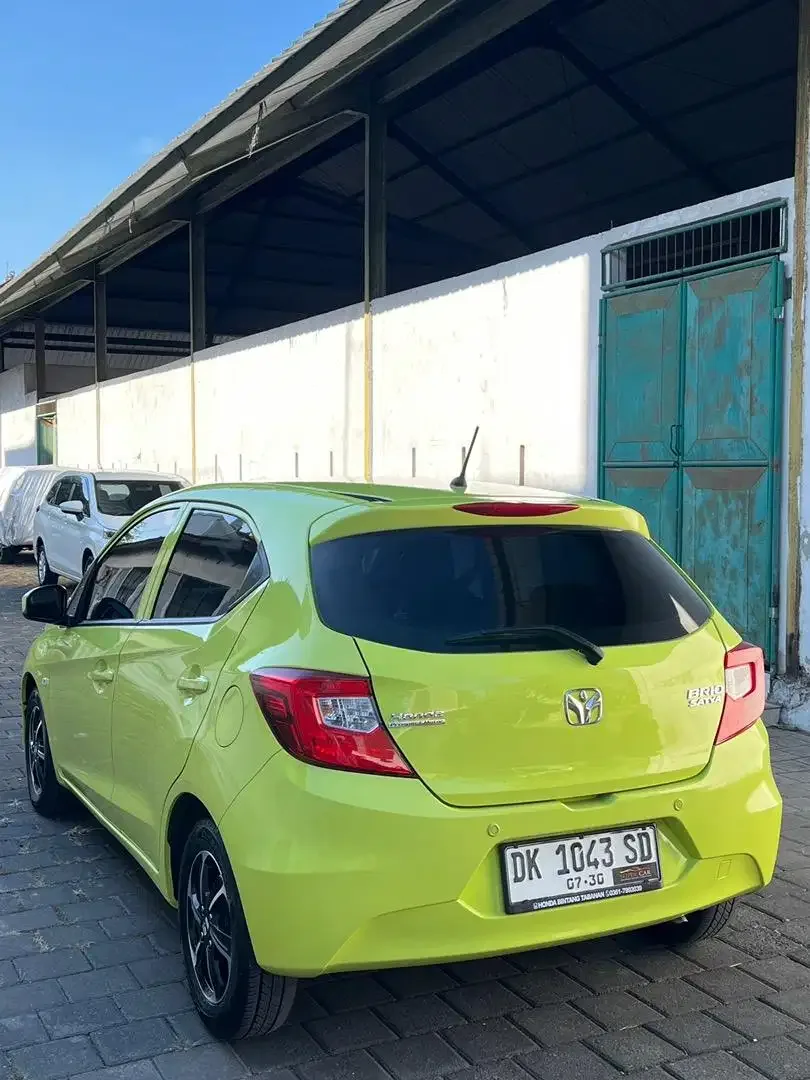 Honda Brio E 1.2 CVT Asli Bali Odo 10.000 - DP 25 JT - Image 5 of 10