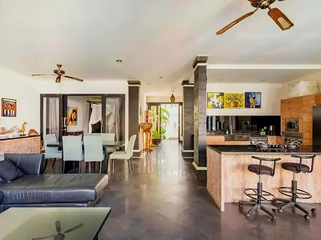 Dijual Villa Bonus Coffee Shop Di Canggu Bali - Full Furnished - Image 7 of 10