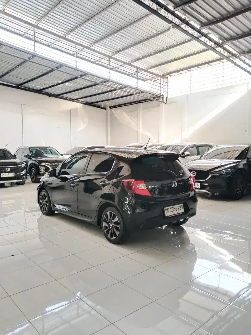 HONDA BRIO RS NEW MODEL ASLI BALI TANGAN PERTAMA AUTOMATIK - Image 4 of 7