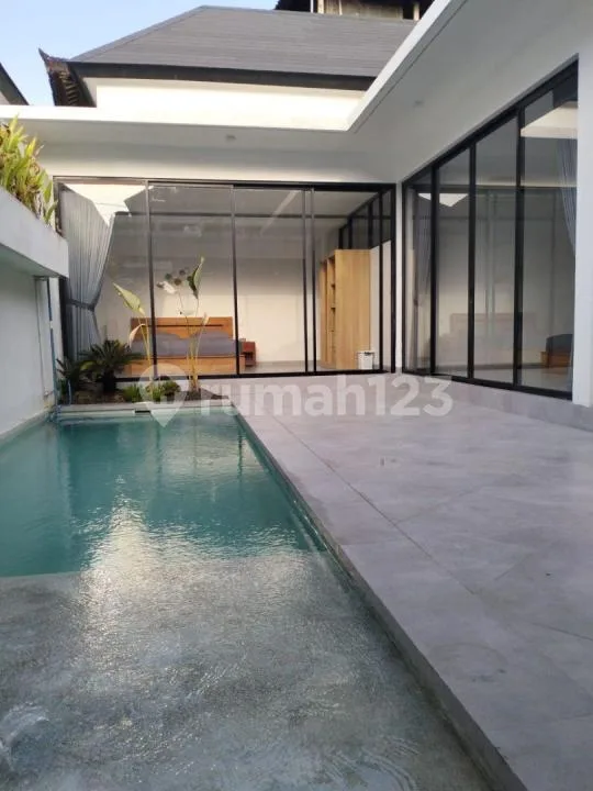 Villa Beachside Pengembak Sanur Bali - Image 1 of 4