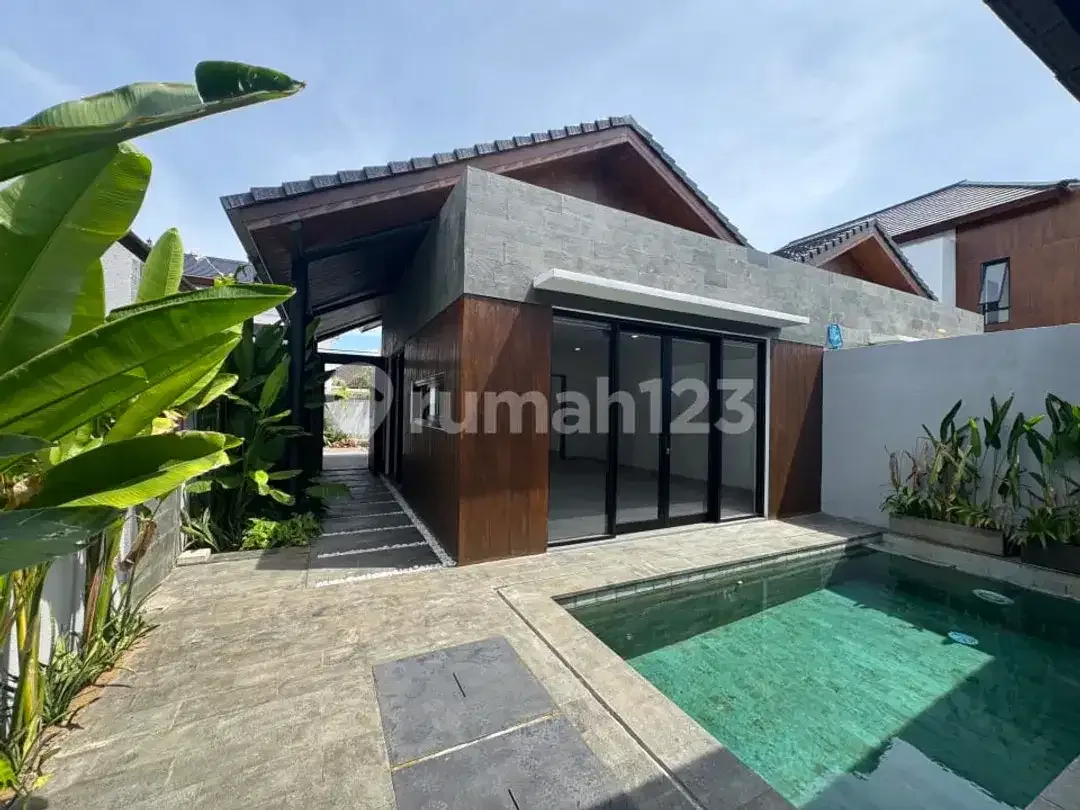 BRAND NEW VILLA IN QUIET AREA SANUR FOR LEASE & RENT - Image 1 of 10