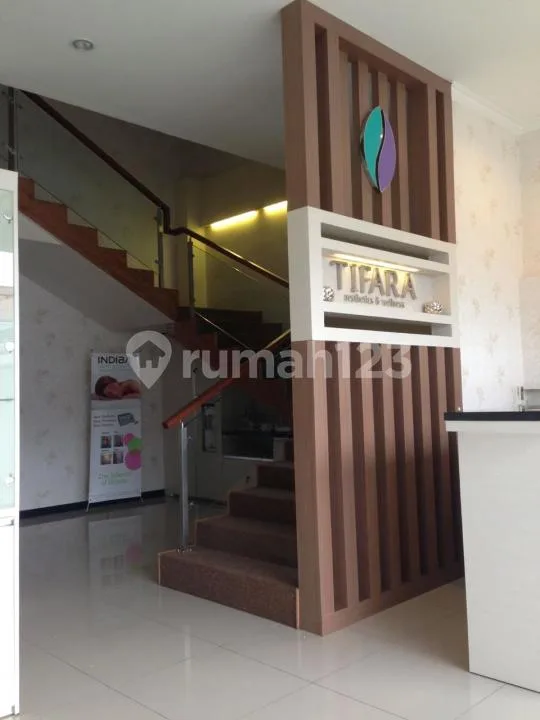 Ruko Mewah Strategis Teuku Umar Barat Denpasar - Cocok untuk Bisnis & Investasi Prospektif di Bali - Image 4 of 4