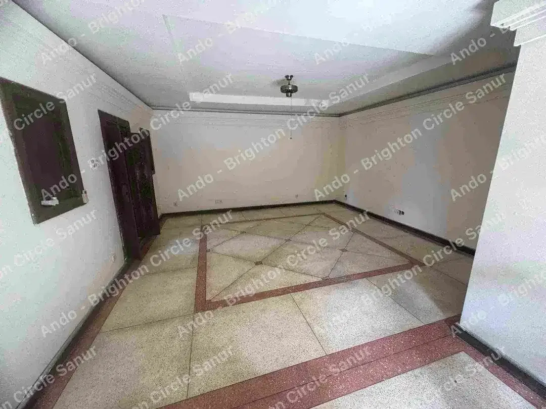 5,5 ARE RUMAH ETNIK BALI DENGAN TANAH LUAS DEKAT PANTAI SANUR - Image 7 of 10