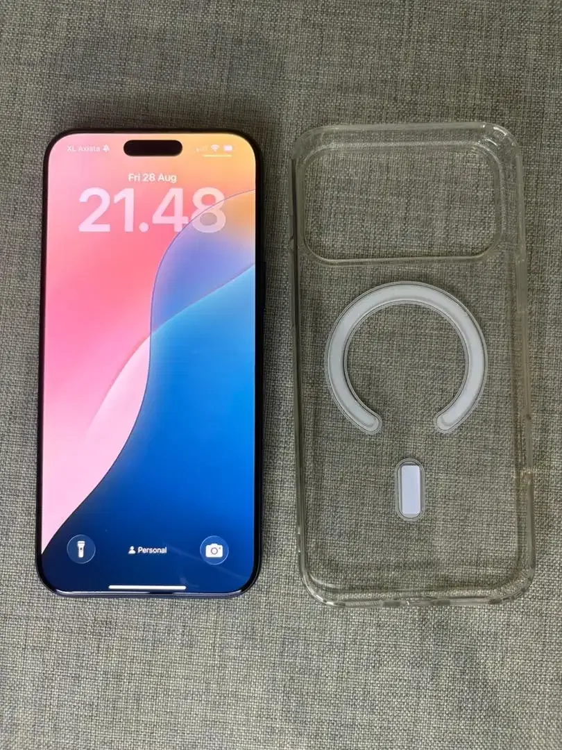 IPhone 17 Pro Max 256 GB - Image 1 of 8