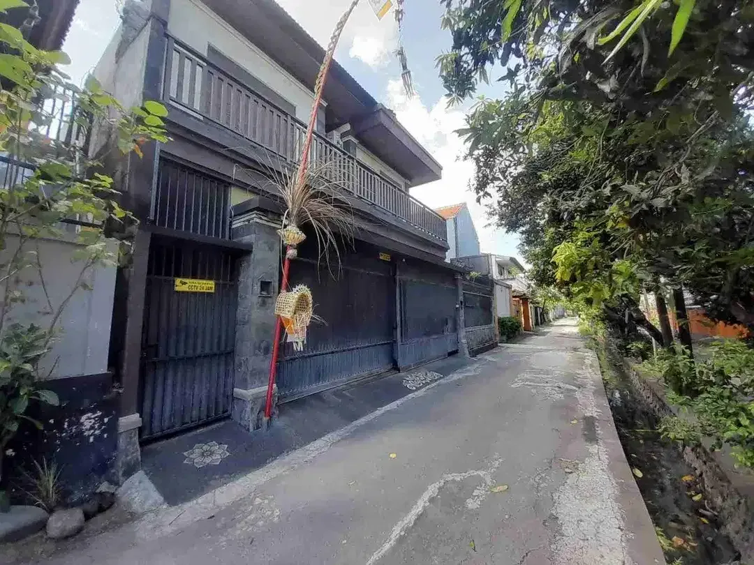 Rumah 2 Lantai Siap Huni Pulau Moyo Sesetan Denpasar - Image 1 of 5