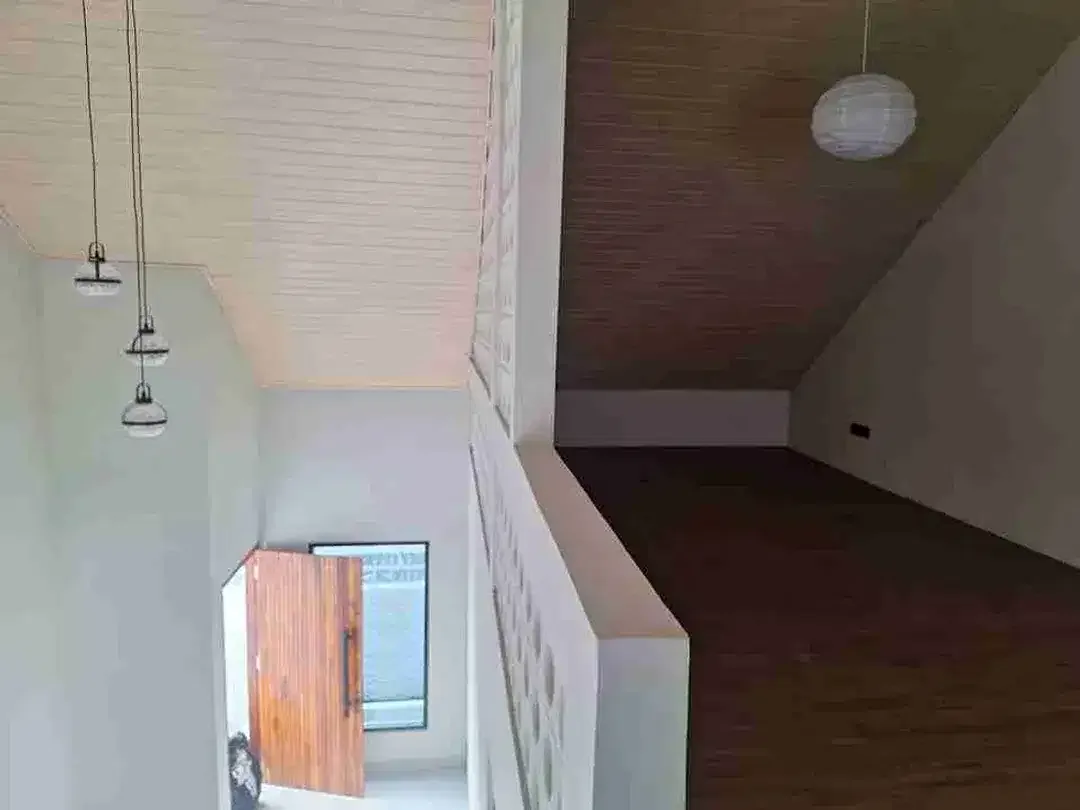 Rumah Baru 1,5 Lantai Minimalis di Gunung Salak Kerobokan - Image 10 of 10