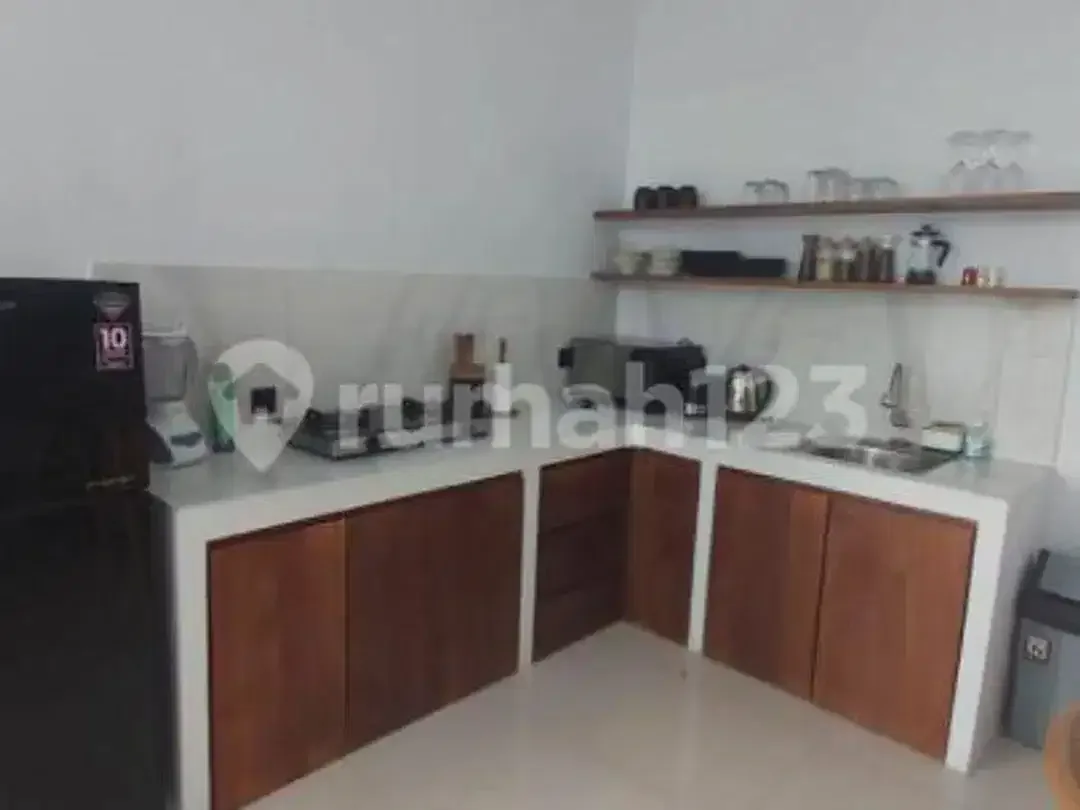 Rumah Furnished Sempol Pererenan, Lt250 Lb250, Sewa Fleksibel 1-15 Tahun, Mulai Rp 220 Juta/Tahun - Image 2 of 5
