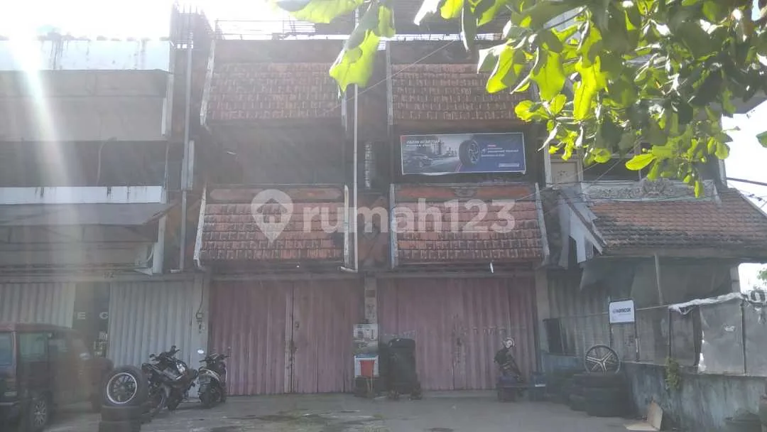 Ruko 3 Lantai Area Cokroaminoto Ubung Dekat Terminal dan Sekolah - Image 3 of 4