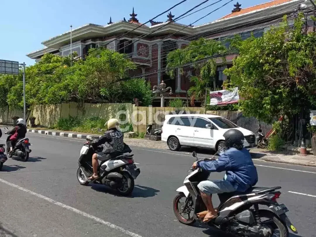 DIJUAL GEDUNG EX BANK DAERAH RENON DENPASAR - Image 1 of 1