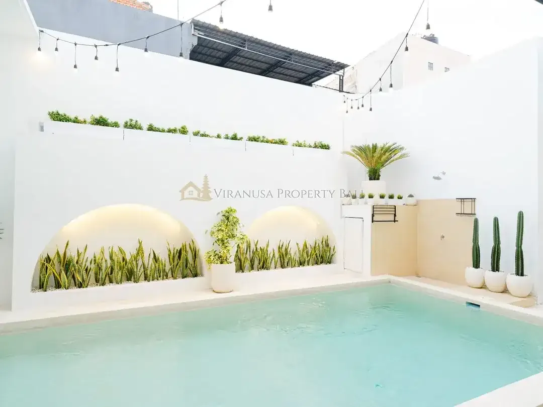 Rare Opportunity - Villa 5 Bedroom Fully Furnished di Canggu - Image 3 of 10