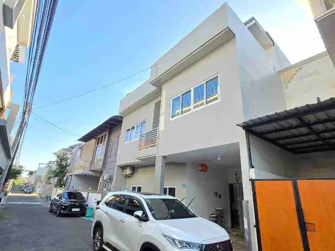 Jual Cepat Rumah 2lt Jl Pedungan Drnpasar Selatan area Nyaman & Strategis untuk hunian - Image 1 of 10