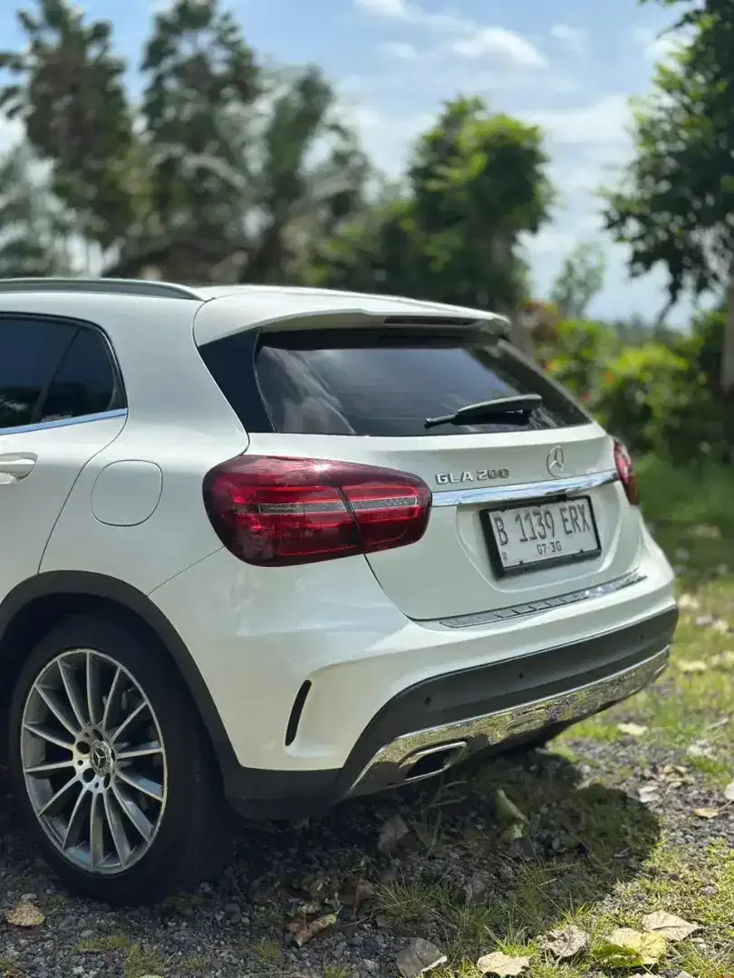 Dijual GLA 200 2019 putih, KM44ribu - Image 4 of 10