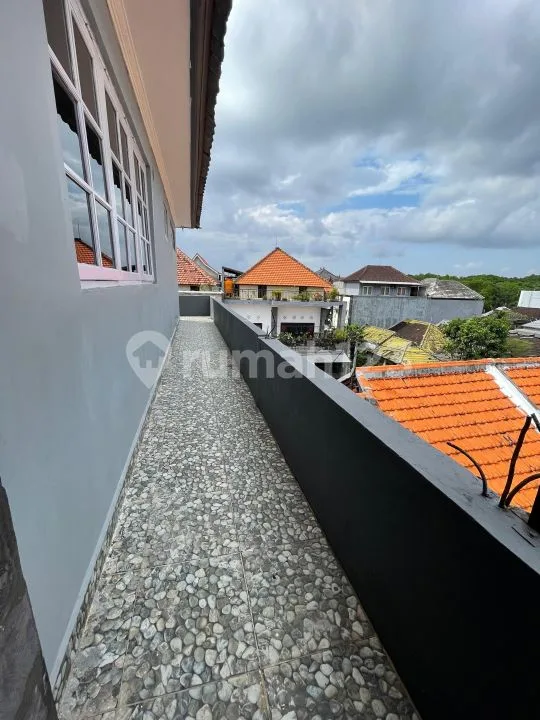 Rumah 3 Lantai Dekat Kampus Unud Dan Pantai Jimbaran - Image 3 of 4