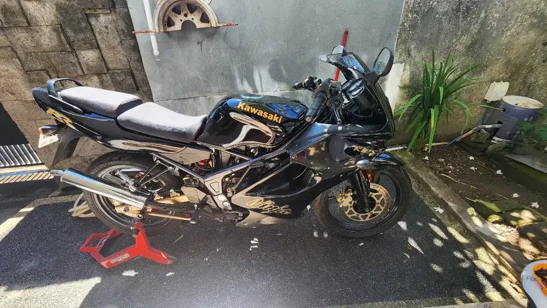 Ninja RR Old 2008 Hitam - Image 1 of 3