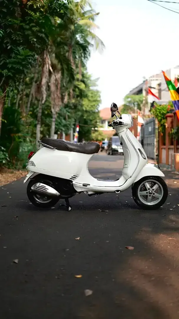VESPA LX 150 3V 2013 PUTIH - TERMURAH - Image 8 of 8