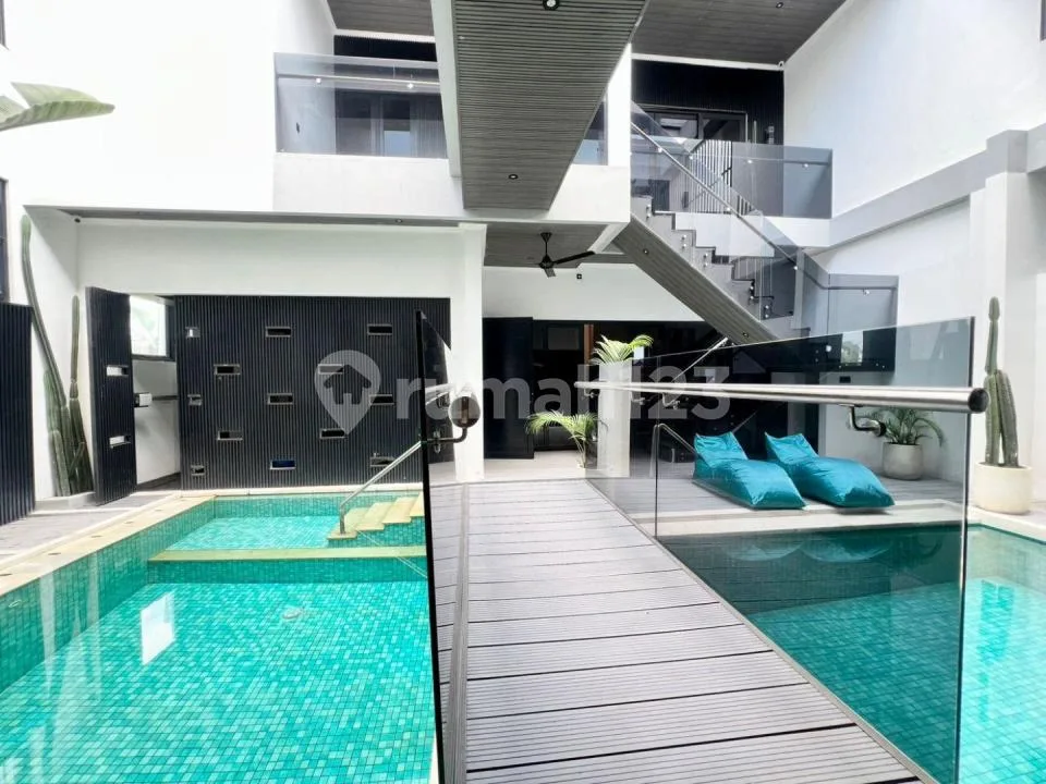 Villa Dijual Lokasi Munggu - Image 1 of 4