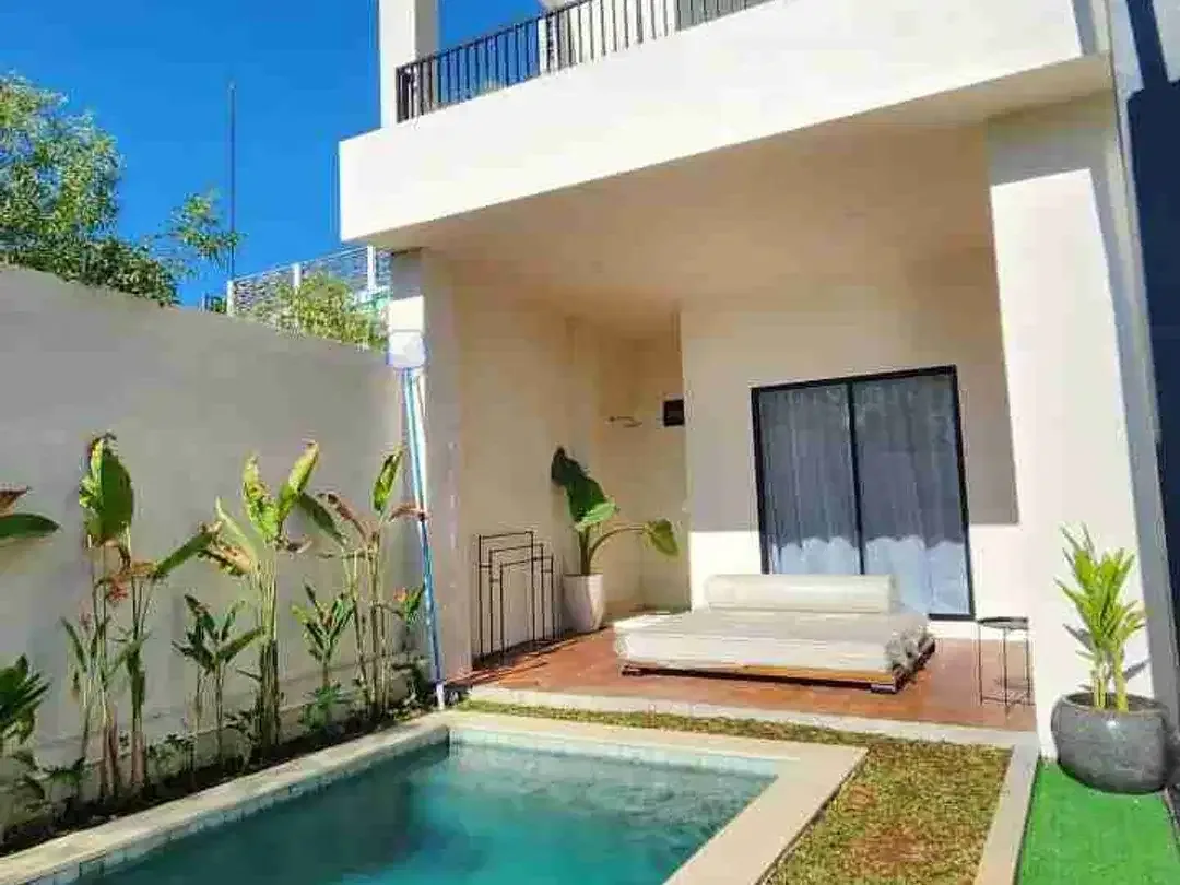 Brand New Villa Fully Furnished, Siap huni di Kutuh, Nusa Dua dekat pantai2 selatan Bali - Image 1 of 10