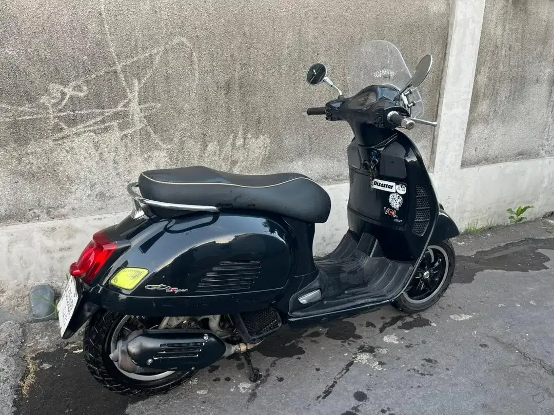Vespa GTS 150 i-Get 2020 PMK 2021 - Image 4 of 7