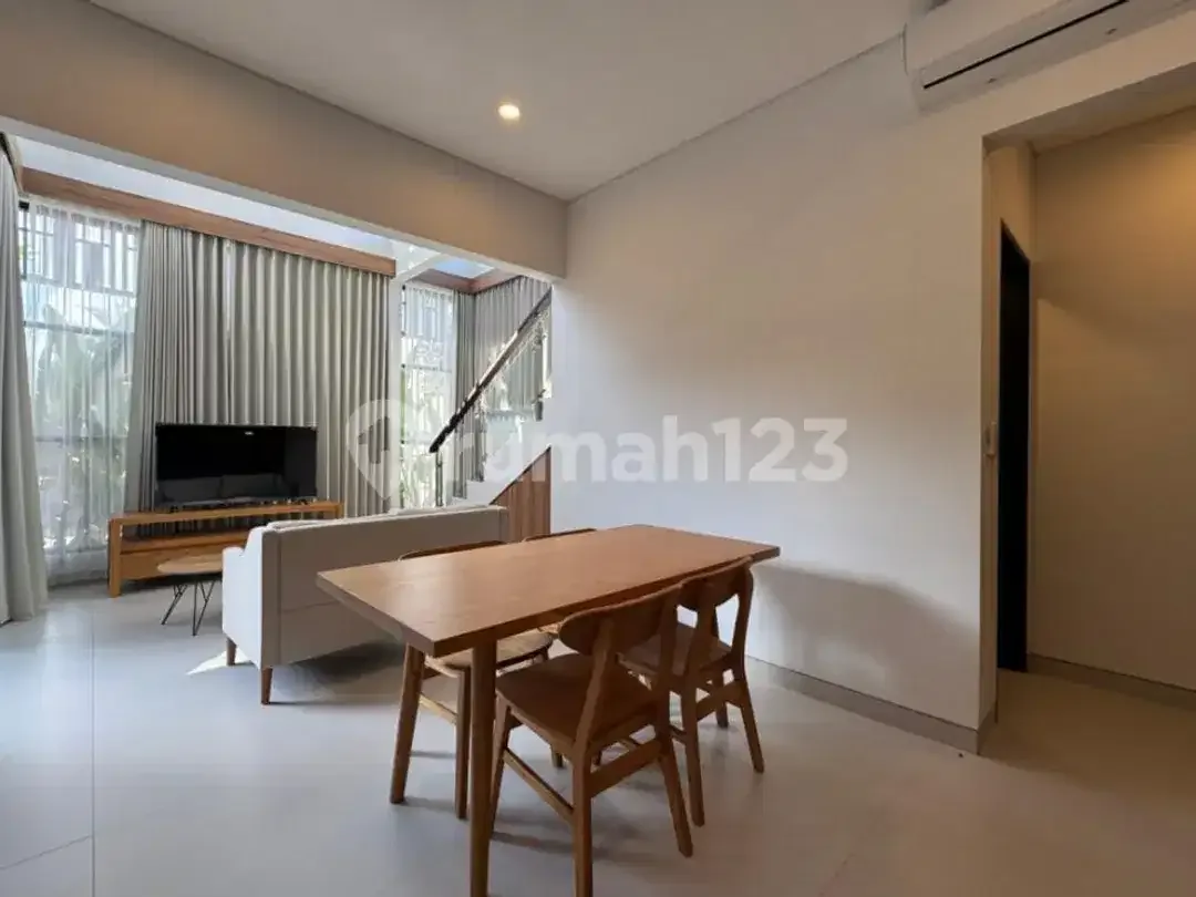 Brand New Luxury Tropical Villa Only 7 Minutes To The Canggu Beach - Image 2 of 9