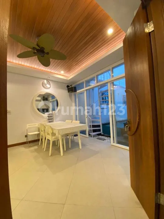 Dijual Villa Daerah Canggu Tibubeneng Kecamatan Kuta Utara - Image 2 of 4