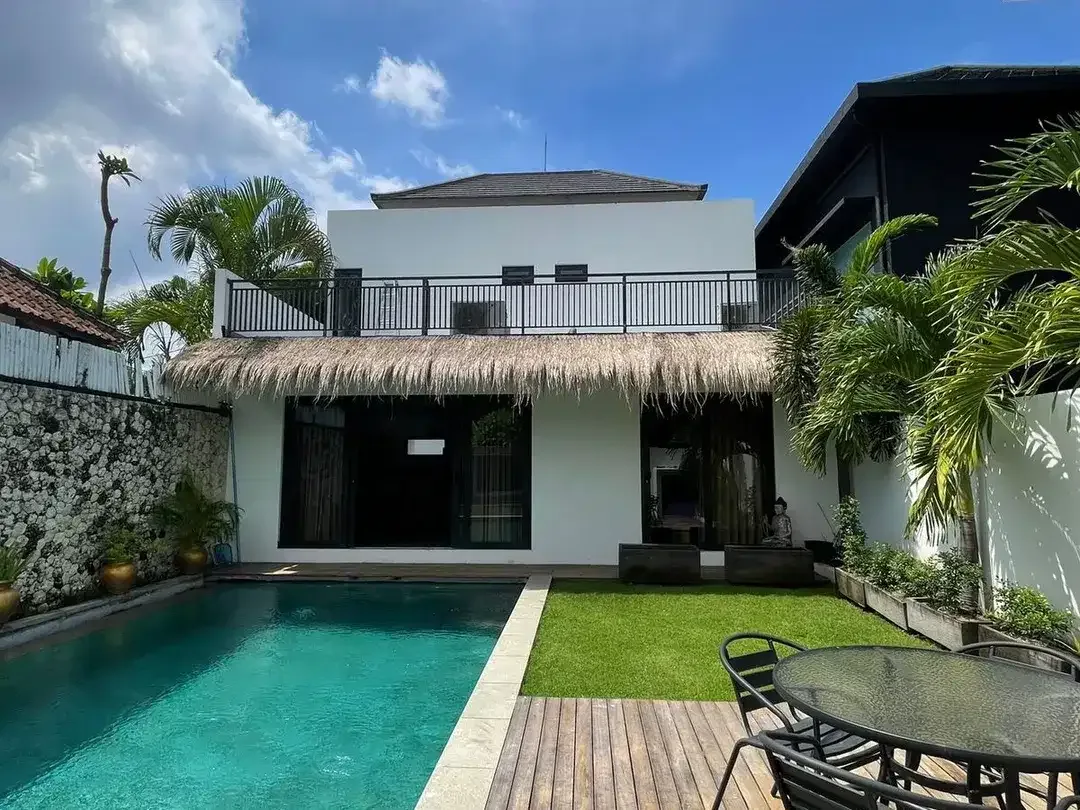 3 Bedroom Villa for sale in Umalas, Bali - Image 1 of 10