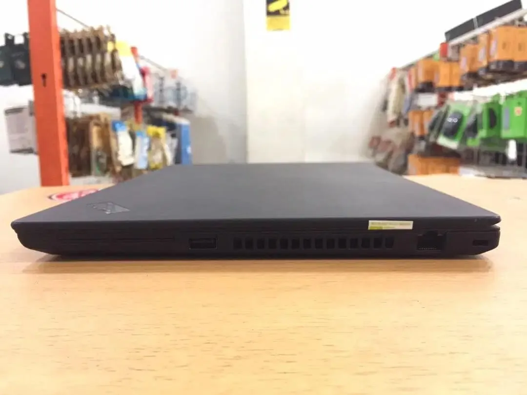 Lenovo ThinkPad T14 Intel Core i5Gen10, Ram 16GB, SSD 256GB Slim Mulus - Image 5 of 10