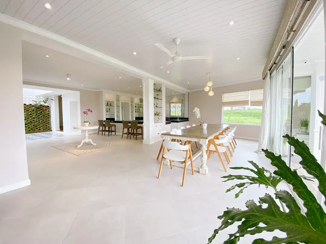 FOR SELL HOMMIE VILLA WITH A VIEW IN BRAWA, CANGGU - Image 7 of 10